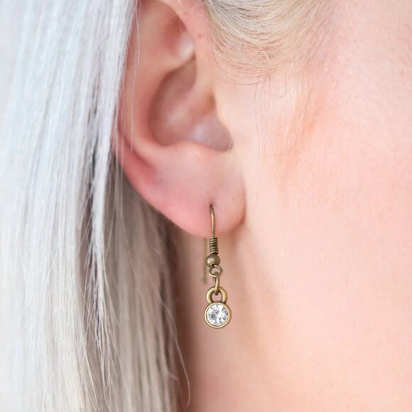 Paparazzi Jewelry Accessories - The Imperfectionist - Brass Necklace - Vintage - Picture 6 of 6